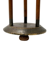 Vienna Secession Pedestal in Walnut and Patinated Brass, 1900s